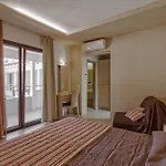 Lagomandra Beach Hotel Lagómandra