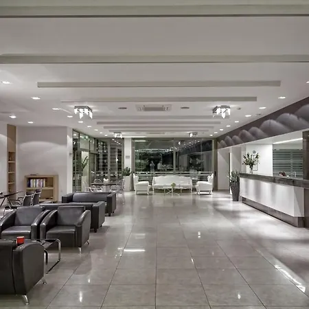 Lagomandra Beach Hotel