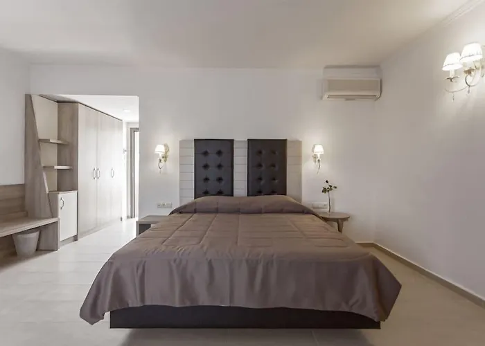 ホテル Lagomandra Beach Hotel 4*