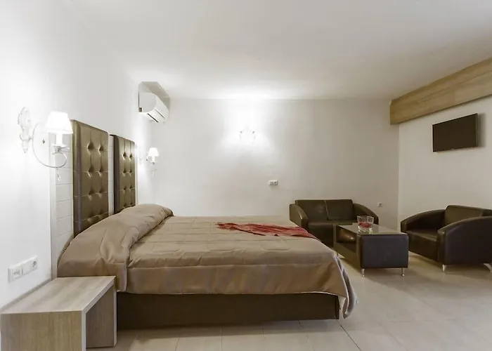 ホテル Lagomandra Beach Hotel 4*