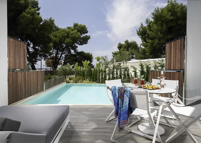 ホテル Lagomandra Beach Hotel 4*