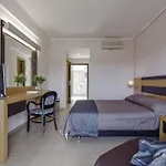 Lagomandra Beach Hotel
