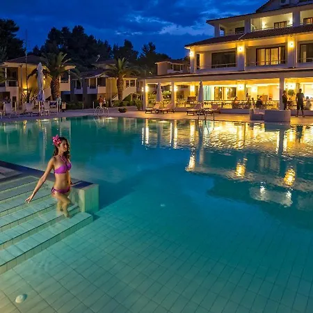 Lagomandra Beach Hotel Отель 4*