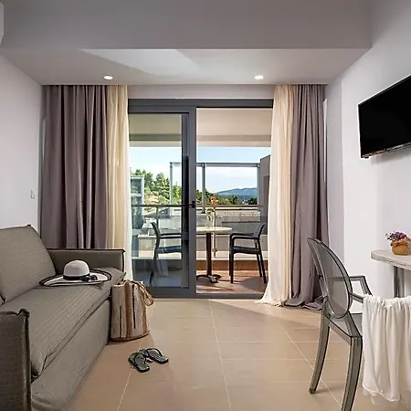 Lagomandra Beach Hotel Lagómandra