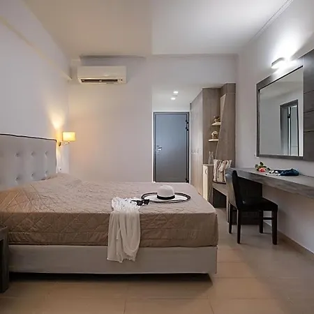 Lagomandra Beach Hotel Szálloda