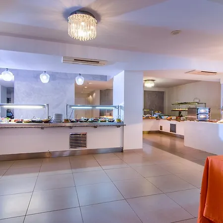 Отель Lagomandra Beach Hotel 4*