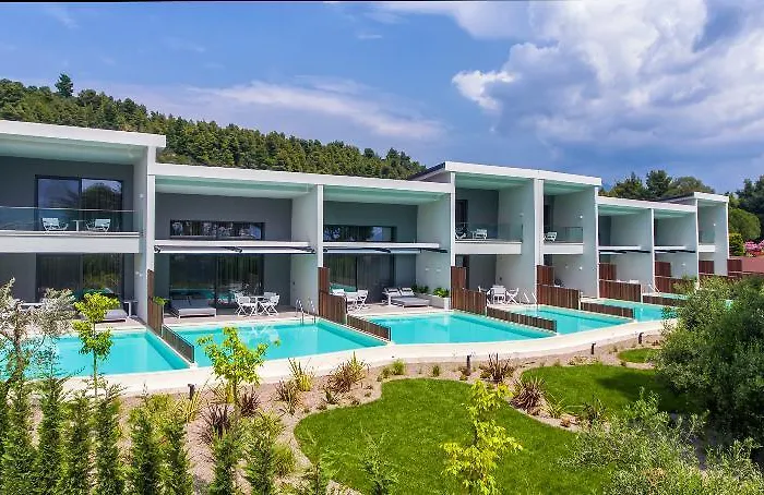 Lagomandra Beach Hotel Hotell 4*