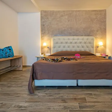 Lagomandra Beach Hotel 酒店