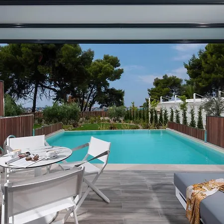 Lagomandra Beach Hotel 拉戈曼德拉