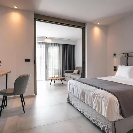 Lagomandra Beach Hotel Lagomandra