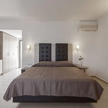 酒店 Lagomandra Beach Hotel 4*