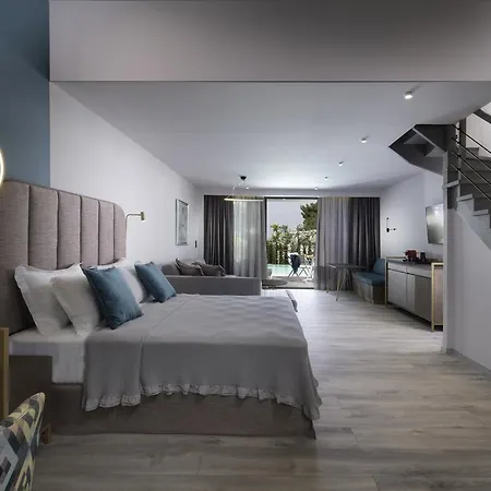 酒店 Lagomandra Beach Hotel 4*