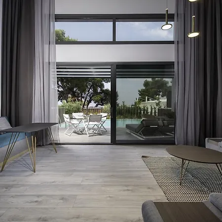 Lagomandra Beach Hotel 酒店 拉戈曼德拉