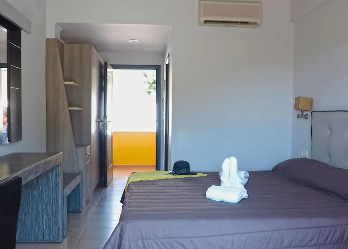 Lagomandra Beach Hotel Hotel Lagomandra