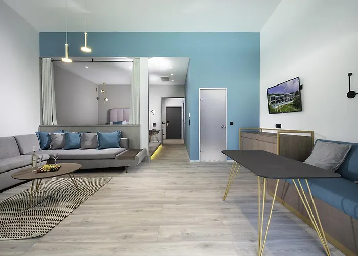 Lagomandra Beach Hotel Lagomandra