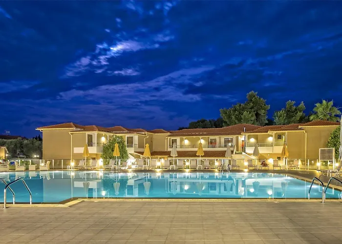 Lagomandra Beach Hotel